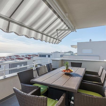 Апартаменты Fucshia Dreams, Brand New Penthouse For 8 Новалья Экстерьер фото