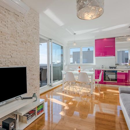 Апартаменты Fucshia Dreams, Brand New Penthouse For 8 Новалья Экстерьер фото