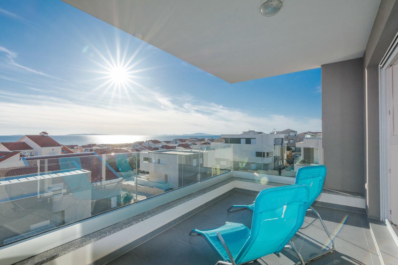 Апартаменты Fucshia Dreams, Brand New Penthouse For 8 Новалья Экстерьер фото