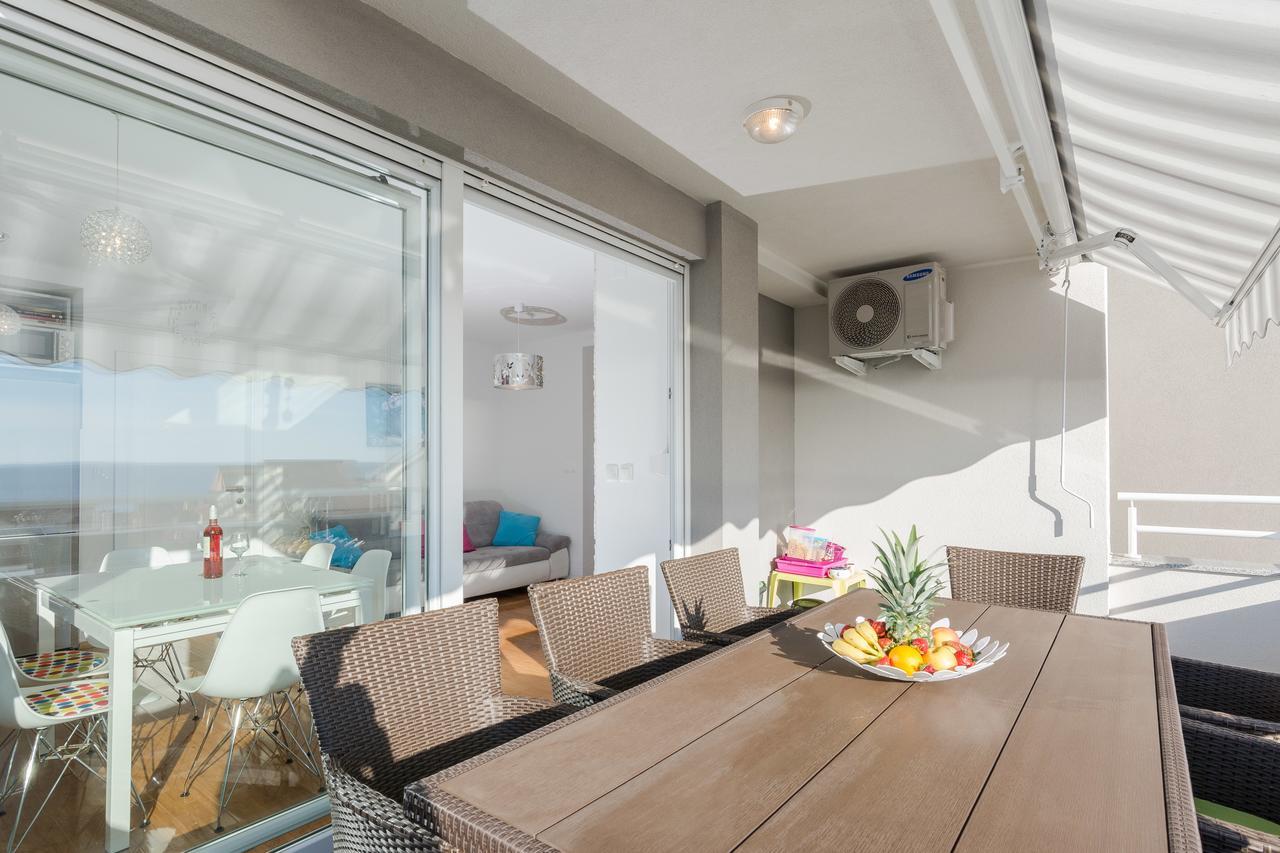 Апартаменты Fucshia Dreams, Brand New Penthouse For 8 Новалья Экстерьер фото